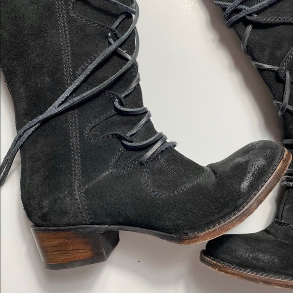 FREEBIRD WAGON TALL BLACK SUEDE BOOTS sz 7 - Picture 3 of 12